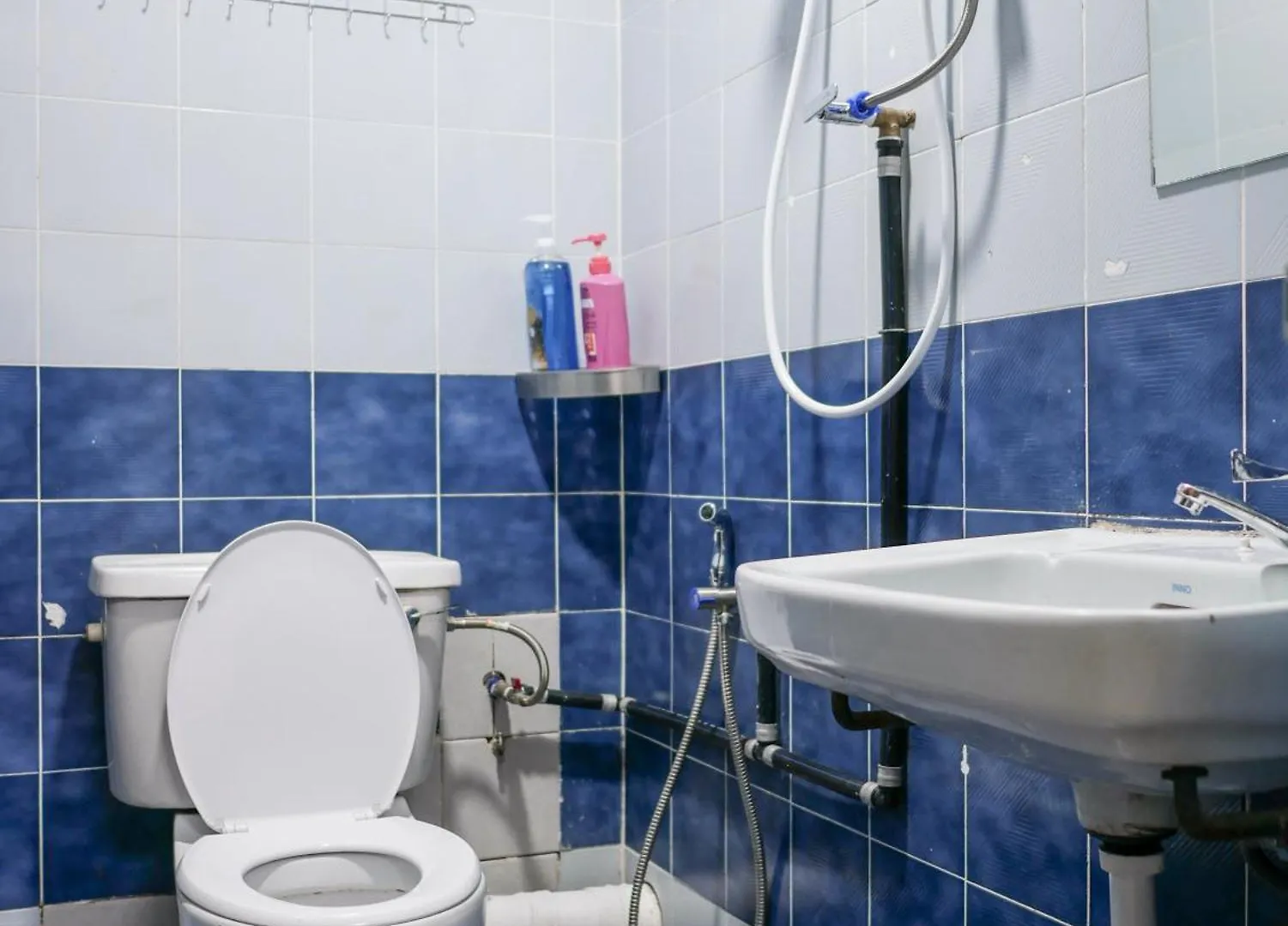 Cheerful Guesthouse #Adventist#Budgetstay George Town Malaysia