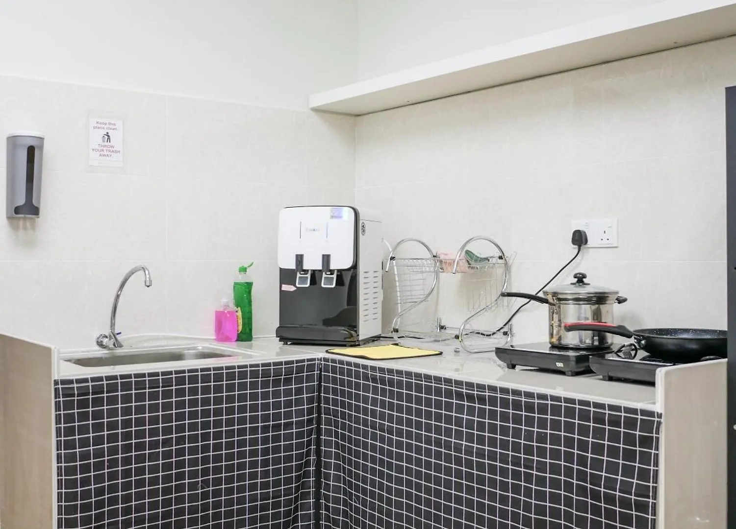 Cheerful Guesthouse #Adventist#Budgetstay جورج تاون بيت شباب